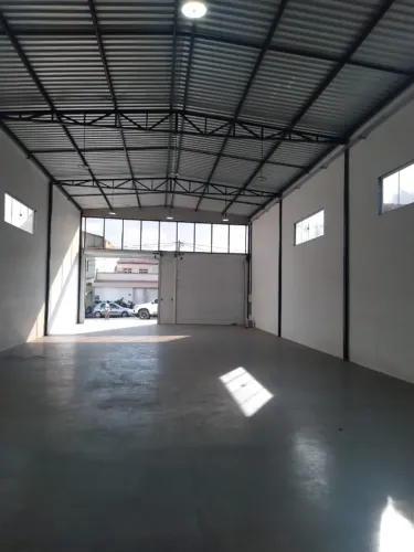 Galpão para locação - 390m² de área construída