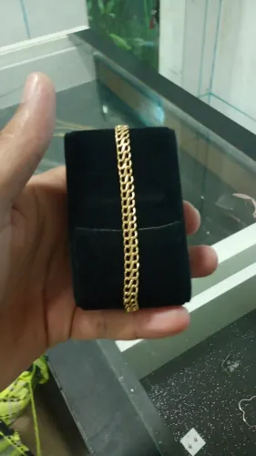 Pulseira de ouro modelo lacraia 