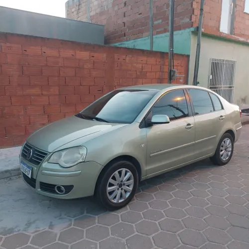 Volkswagen Polo Sedan 1.6 MI Total Flex 8V 4P 2009