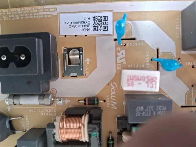 Vendo duas placas da tv sansung un50tu7020
