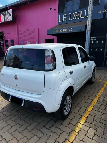 Fiat Uno Attractive 1.0 EVO Fire Flex 8V 5P 2020