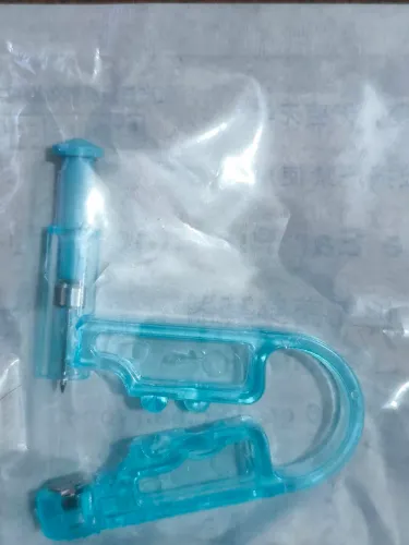 Kit furador de orelha
