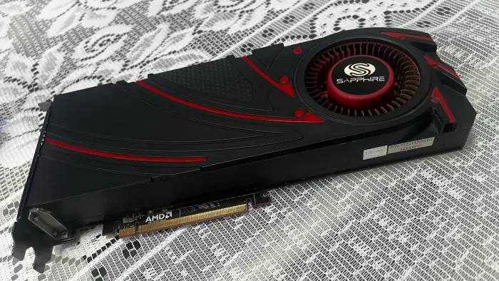 AMD R9 290X 4GB