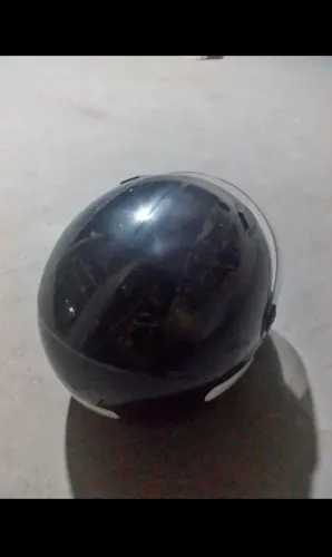 Capacete fechado
