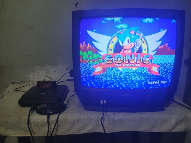 TV Tubo CRT Sony Game pon20 polegadass