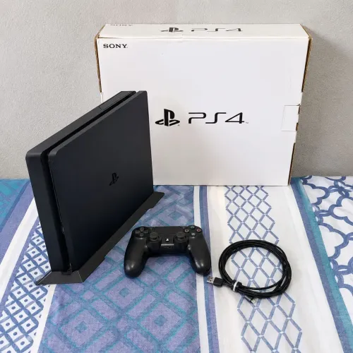 Playstation 4 PS4 + Controle 