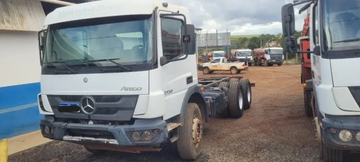 Mercedes-Benz Atego 2730 2020 6x4 Traçado - Revisado na Concessionária - OPORTUNIDADE
