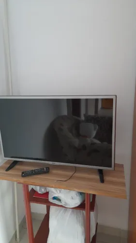 Vendo televisão 32 polegadas não smart