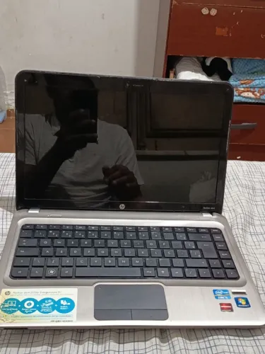 Notebook Pavilion HP Dm4 I5 Hd de 500 gigas 6 ram está com teclado ruim e sem tampa .