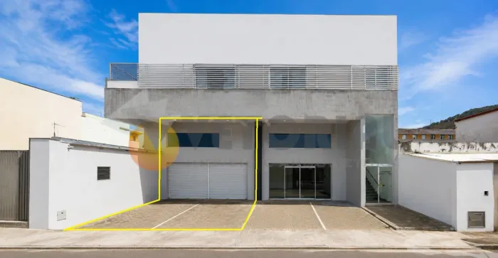 Loja para alugar, 168 m² por R$ 9.000,00/mês - Centro - Caraguatatuba/SP