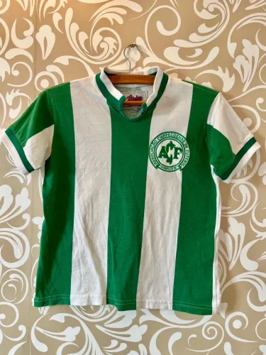 Camisa feminina retrô 79 Chapecoense