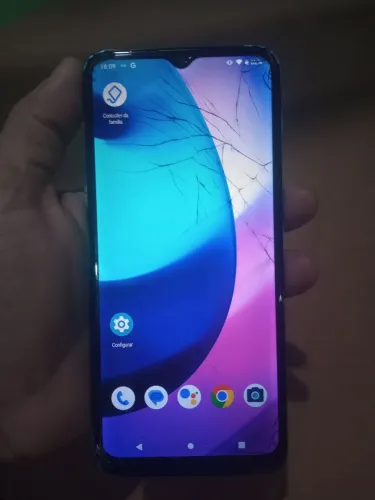 Celular moto E20