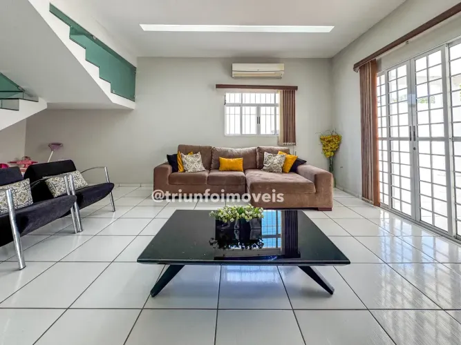 Casa duplex no Bairro Brasilar com 5 quartos