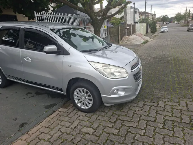 Chevrolet Spin LT 1.8 8V Econo.flex 5P Aut. 2013