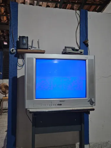 TV de Tubo CCE 29 HPS-2971N Relíquia Gamer Retrô