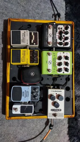 PEDALBOARD COMPLETO COM BAG PARA CONTRABAIXO - EQUIPADO E PRONTO PARA USAR