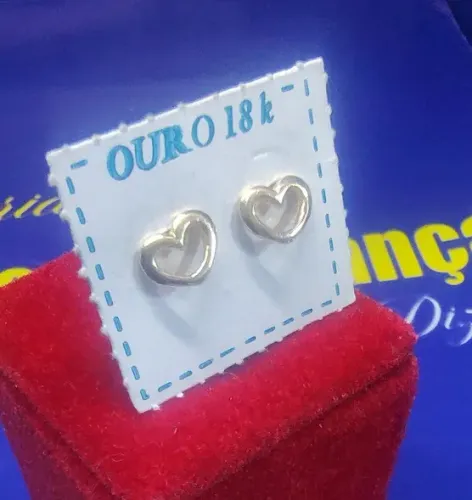 Brincos Coração Ouro 18 Kilates Peso 0.50 Gramas 6 mm Maciço                              