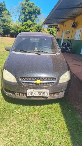 Vendo carro licenciamento travado 100% pra roça