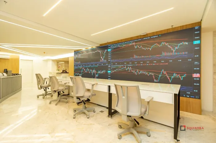 Sala Comercial com 217m2 em Centro, Curitiba/PR