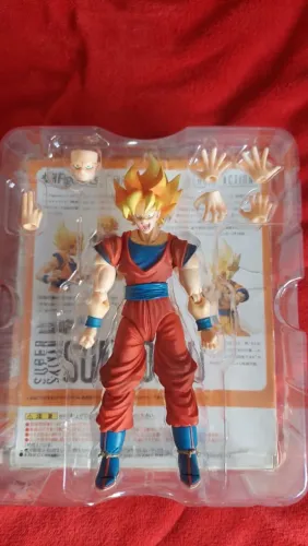 Bandai SHFiguarts Son Goku SUper Saiyan Original Customizado