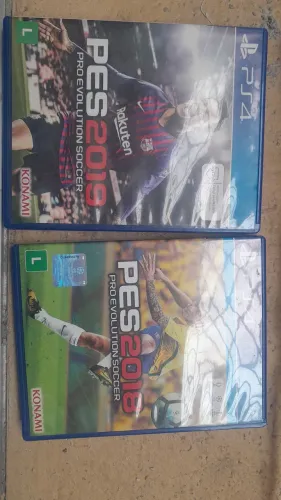 Vendo dois jogos futebol Playstation 4