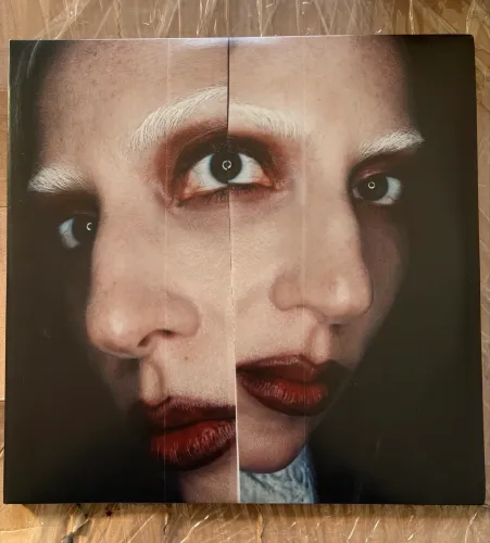 Vinil Mayhem - Lady Gaga (Capa Alternativa)