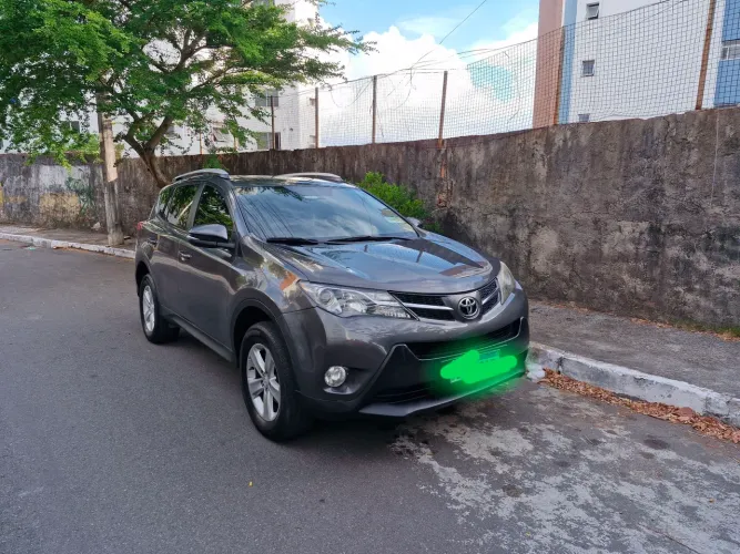Toyota RAV4 2.0 4X2 16V Aut. 2013