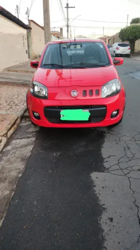 Fiat Uno Sporting 1.4 EVO Fire Flex 8V 4P 2013