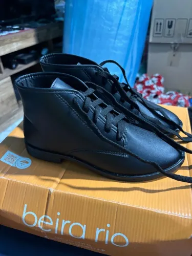 Bota Beira Rio Preta 35