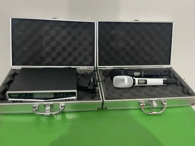 Kit 2 Microfones Sunrise Sem fio + 2 cases Rígidas