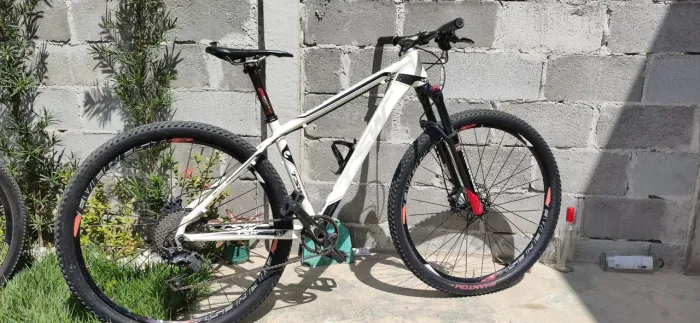 Bicicletas em estado de novas