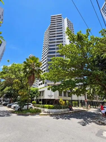 OPORTUNIDADE IMPERDIVEL APARTAMENTO AMPLO 170M² 4 QUARTOS 1 SUITE 2 VAGAS