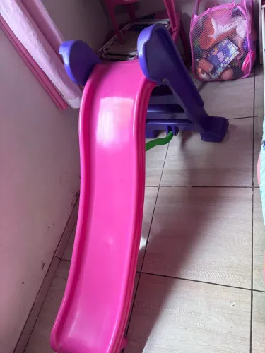 Escorregador infantil 