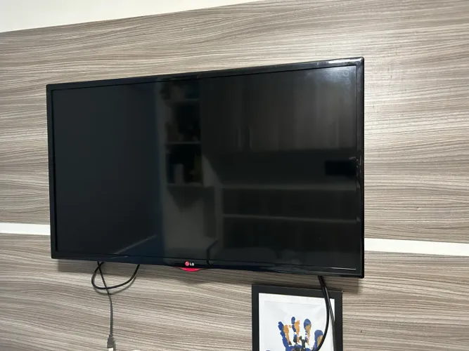 Tv 39 full hd com chrome cast
