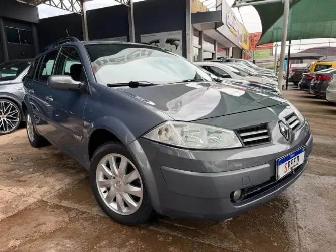 Renault Megane Grand Tour Dynam. Hi-flex 1.6 16V 2013