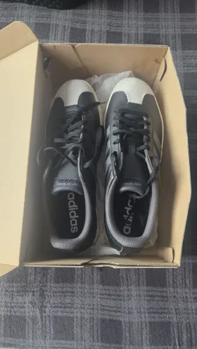 Tênis Adidas Novo