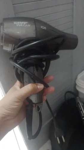 Secador e cadeira de salao