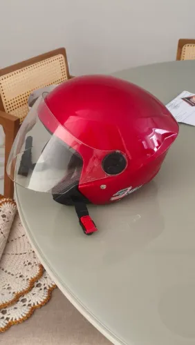 Capacete