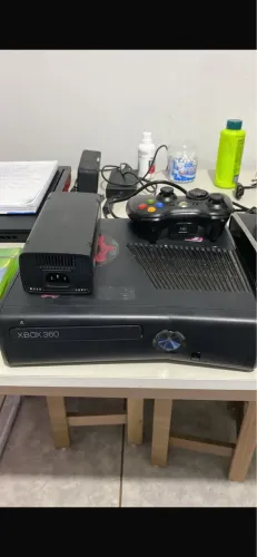 Vendo ou troco XBOX 360 bloqueado