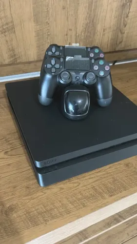 Ps4 Slim - IMPECÁVEL