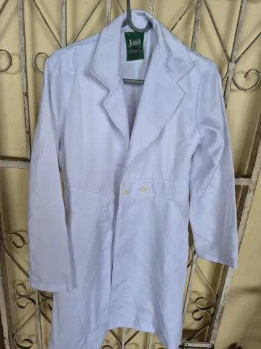 JALECOS DE INFERMAGEM.FEMININO PREÇO MELHOR AINDA. OS DOIS POR R$ 100