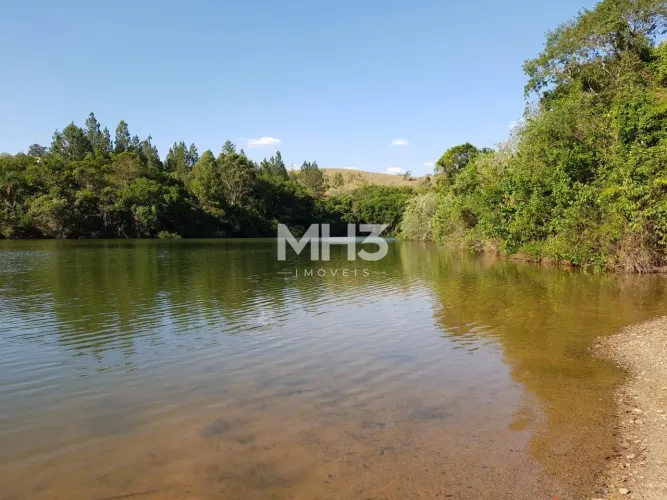 Terreno venda, cerca de 1.835m², aclive, com vista no Cond. Morada das Nascentes, Joaquim
