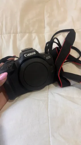 CANON EOS R50 COM LENTES 