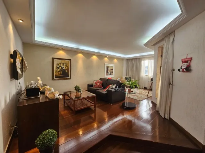 Apartamento com 4 quartos (1 suíte) à venda, 259 m² - Bom Pastor - Juiz de Fora/MG