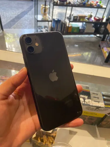 Vende-se IPhone 11