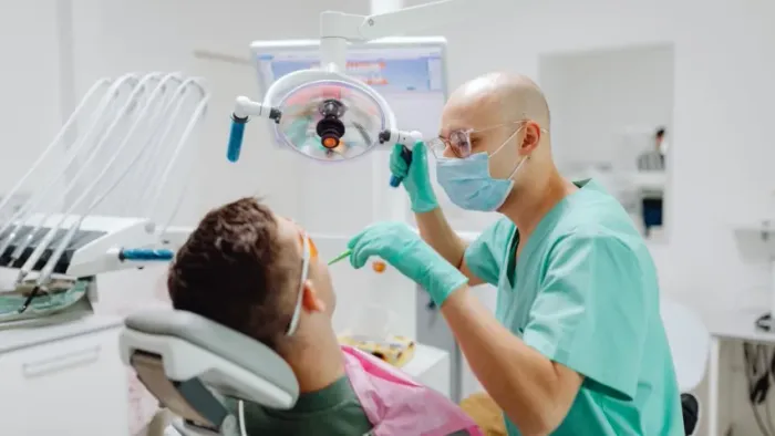 Clínica Odontológica Multidisciplinar Consolidada à Venda