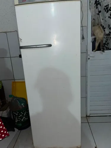 Geladeira freezer bosch para vender!
