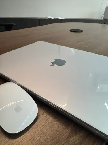MacBookAir 15 pol 16Gb
