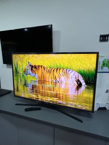 Tv 40 polegadas Samsung smart 4K - entrego na sua casa 
