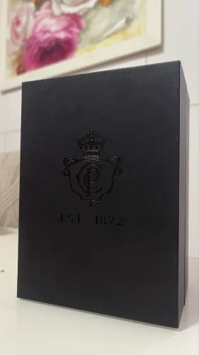 Caixas de perfumes de nicho 
